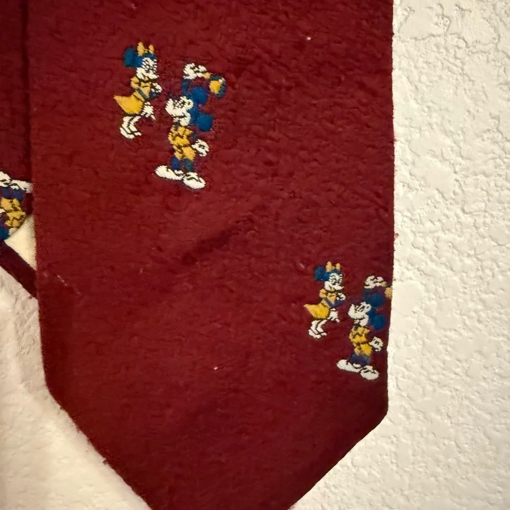 Disney Red Silk Tie with Subtle Pattern vintage‎ collectible